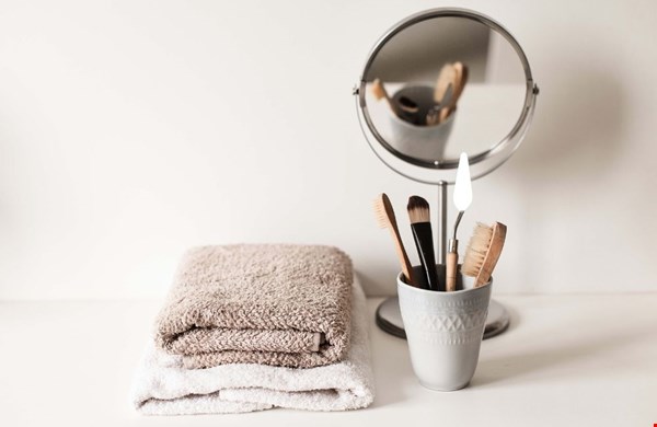 Hoe houd je je skincare routine vol? 4 praktische tips! Hoe houd je je skincare routine vol? 4 praktische tips!